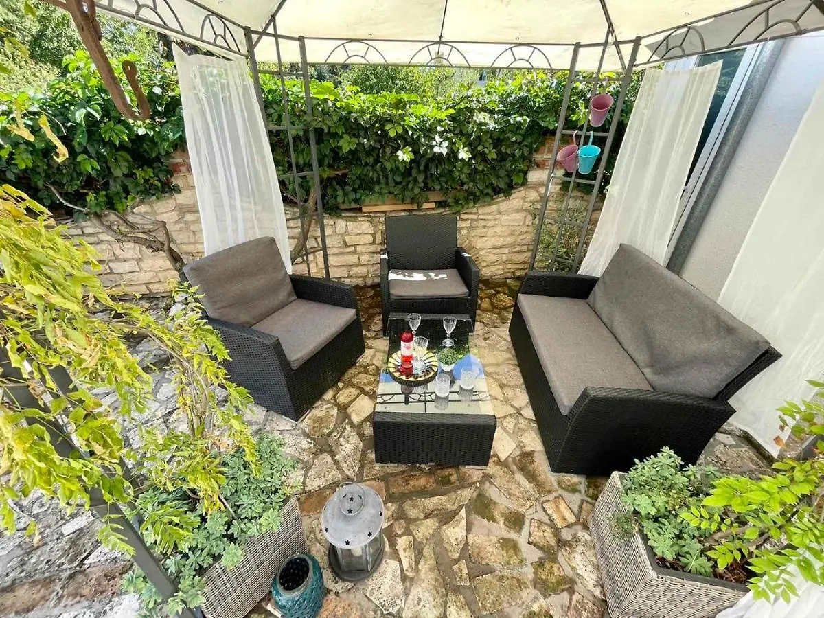 Apartments Villa Herak Porec 0*,